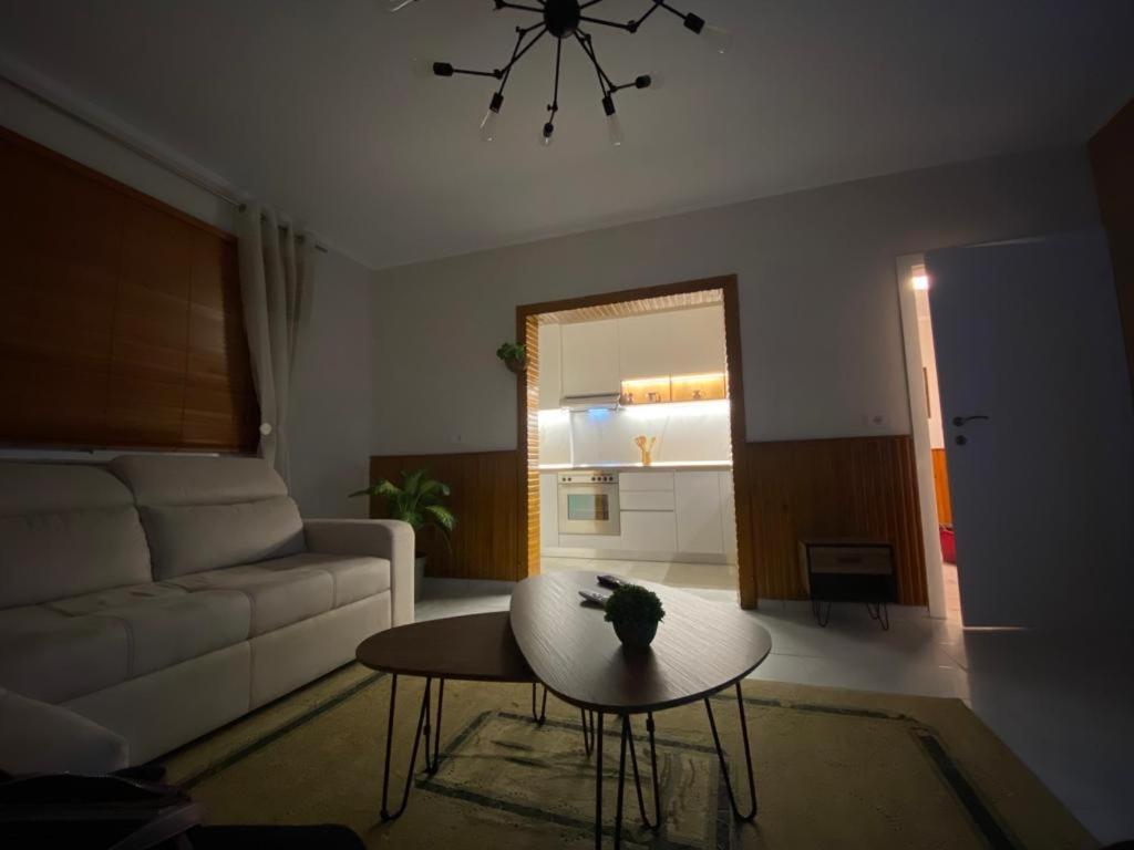 Lucas Apartment Tirana Extérieur photo